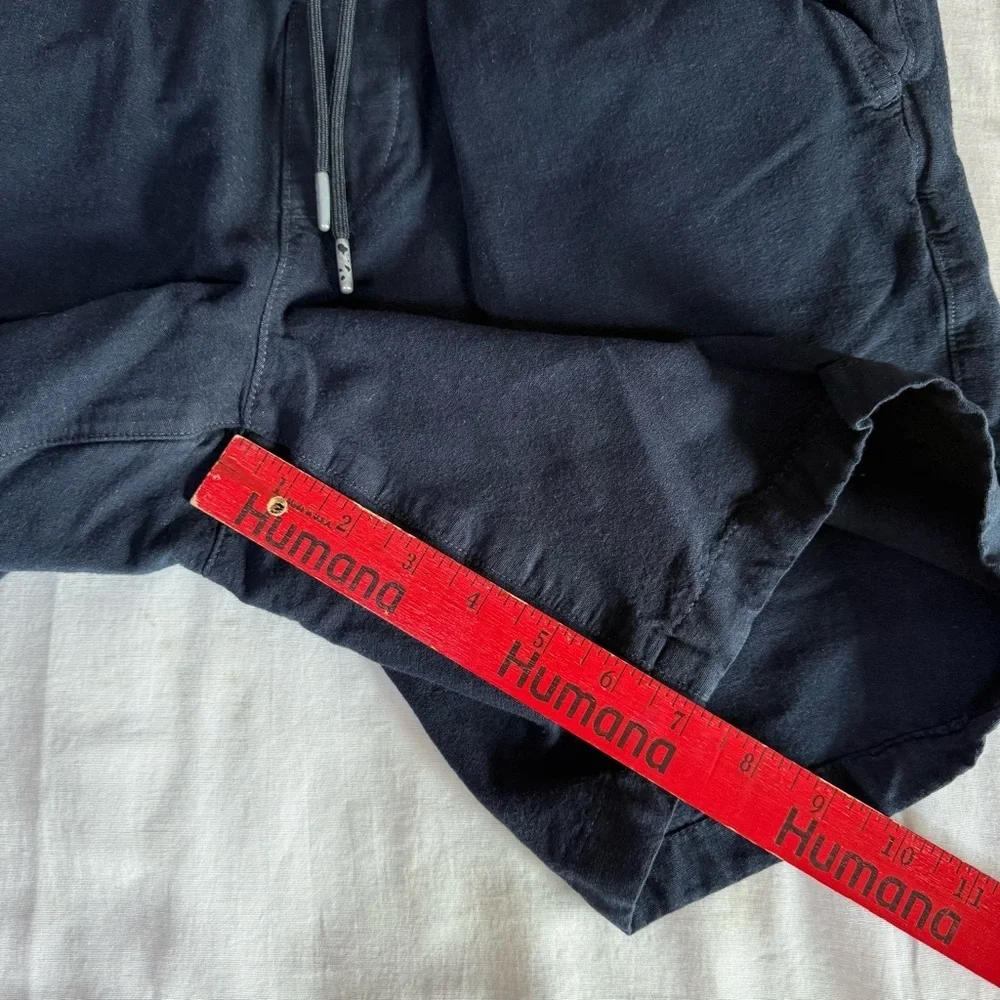 Abercrombie & Fitch Men's Navy Flat Front Drawstring Shorts